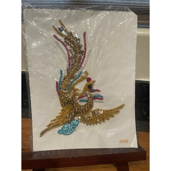 1 Sequin Embroidered Floral Bird Shaped appliqué - Picture 1 of 7
